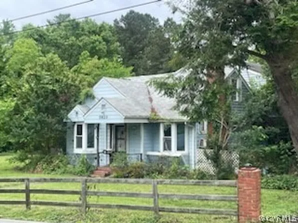 5820 Hermitage Rd, Henrico, VA 23228