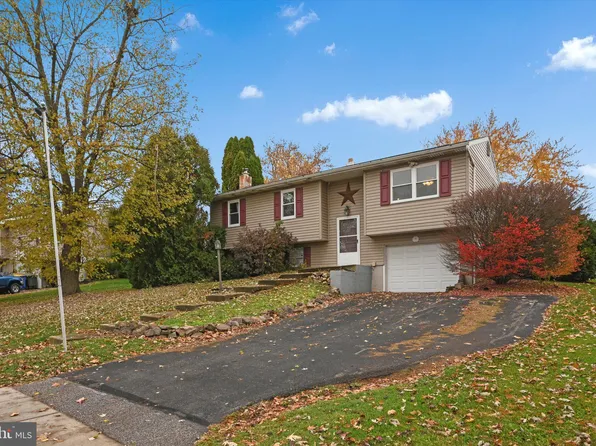 4268 Marlborough Rd, Dover, PA 17315