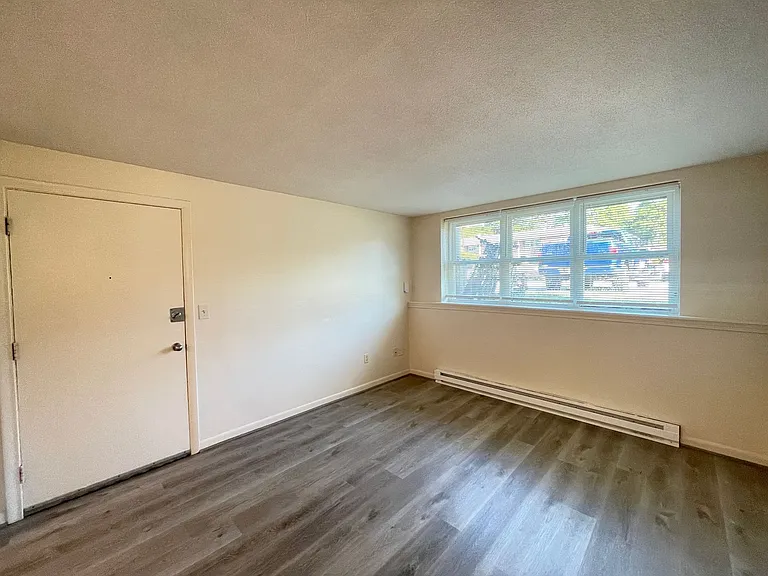 181 Loudon Rd #203 — Photo 9