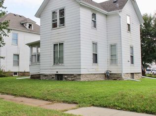 108 South St, Waterloo, IA 50701