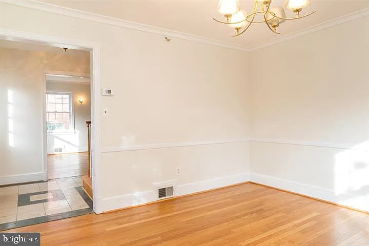 1667 Primrose Rd NW — Photo 7