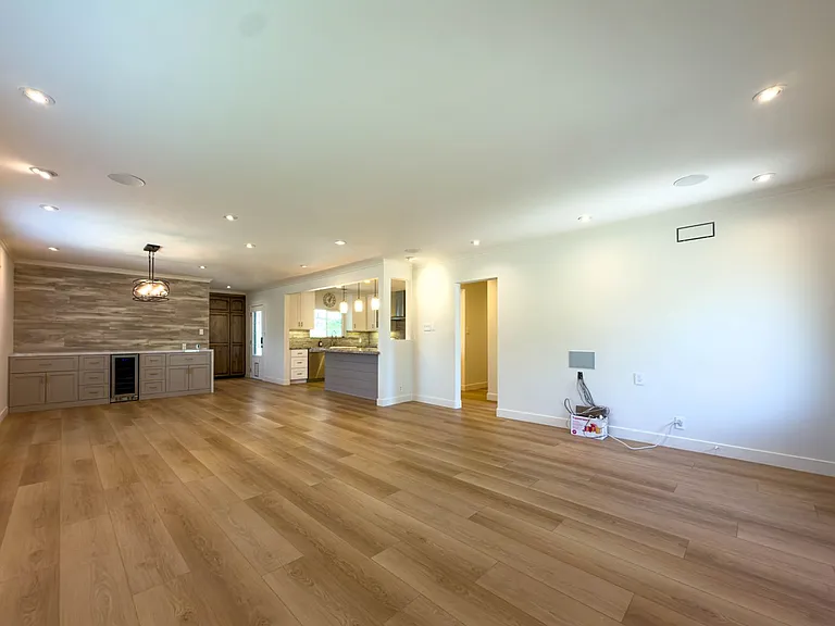 17631 Willard St — Photo 7