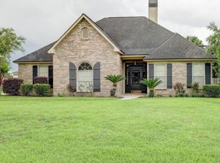 113 Anslem Dr, Youngsville, LA 70592