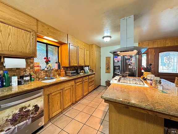 5th image of 4400 Lake Ridge Drive