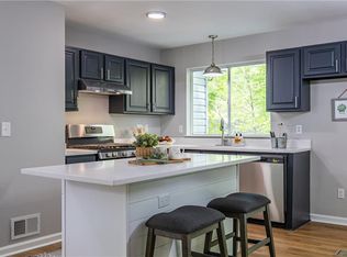 165 Hembree Forest Cir, Roswell, GA 30076