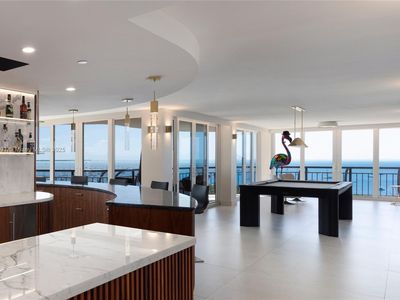 2843 S Bayshore Dr, Miami, FL, 33133