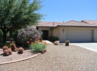 998 N Desert Horizon Dr, Green Valley, AZ 85614