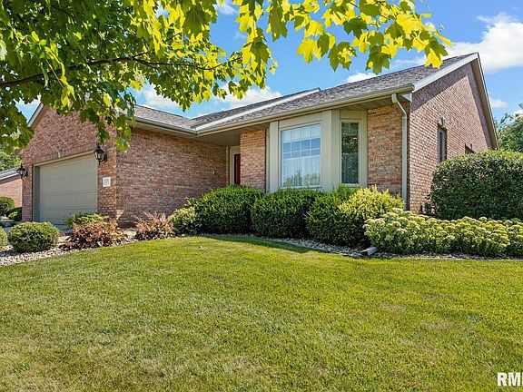 4th image of 2526 W Benton Ct