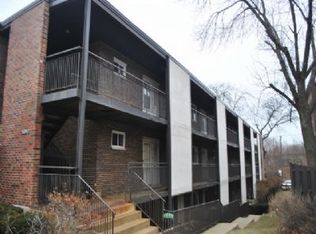 6347 N Ridge Ave APT 109, Chicago, IL 60660