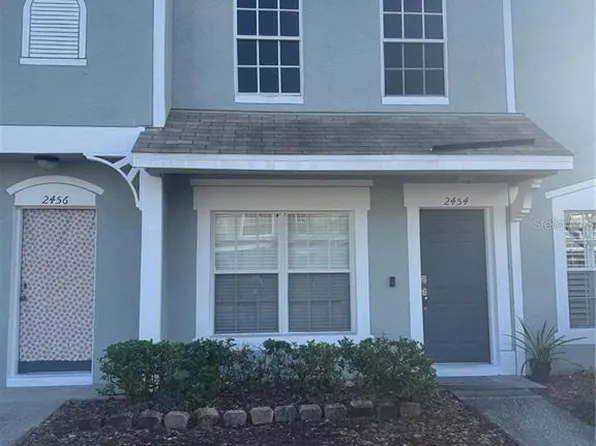 2454 Lake Woodberry Cir, Brandon, FL 33510