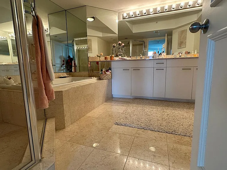 21055 Yacht Club Dr #1804 — Photo 8