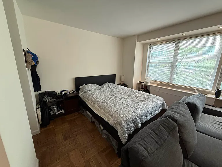 155 E 34th St #3N — Photo 5