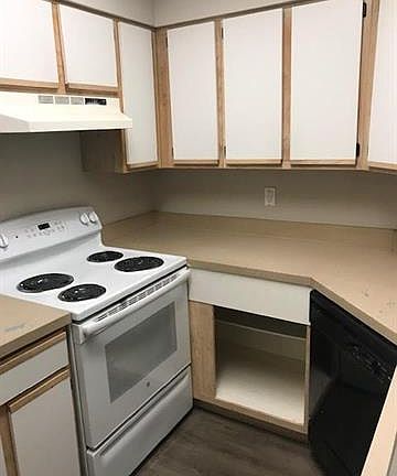 5th image of 6000 Shepherd Mountain Cv Unit 1011