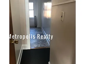 Rented by Metropolis International Realty Inc.