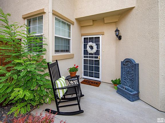 3rd image of 2374 Roman Dr