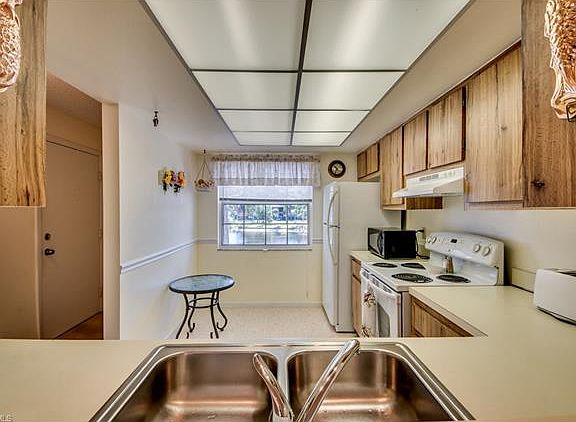 5th image of 7080 Nantucket Cir #7