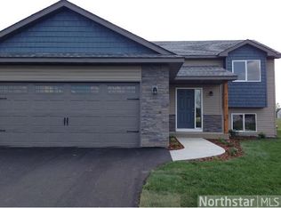 904 Robin Rd NW, Isanti, MN 55040