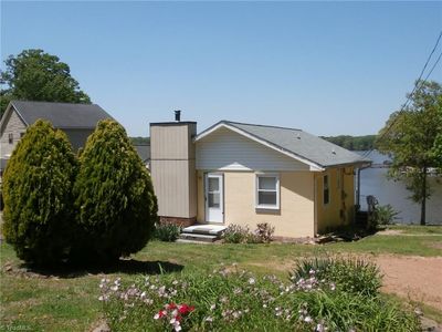 427 S Shore Dr, Lexington, NC, 27292