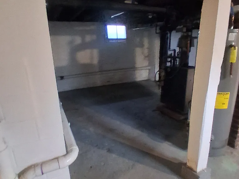 1765 Linwood Ave #1 — Photo 11