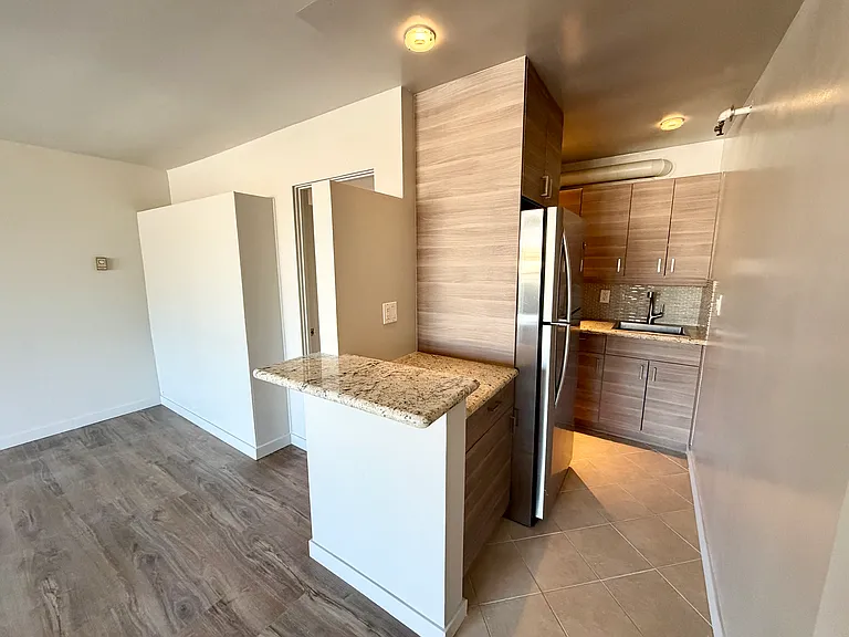 116 Main St #2 — Photo 3