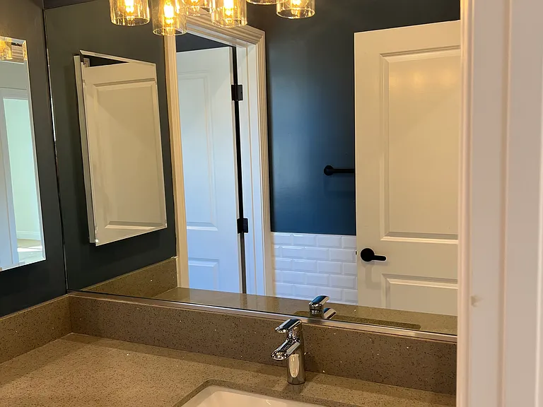 203 S Meridith Ave — Photo 10