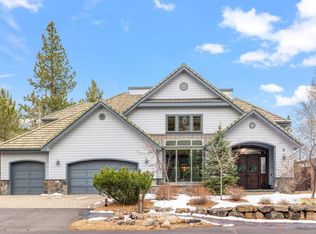 19051 Mount McLoughlin Ln, Bend, OR 97703