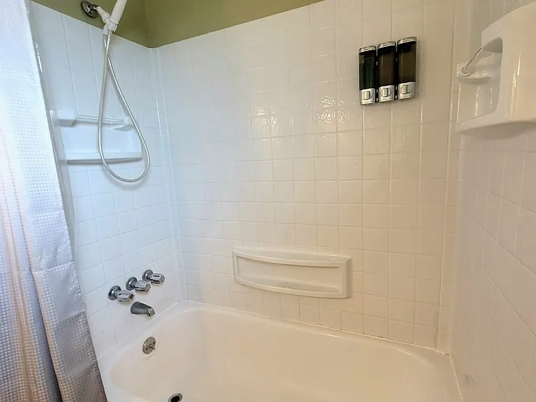 78 Lemans Dr #2 — Photo 32