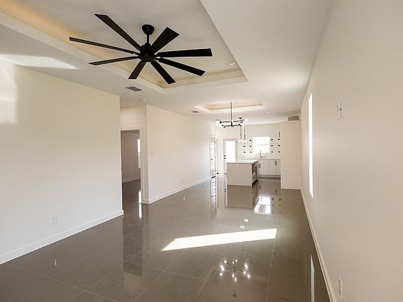 4th image of 6931 Molinos Dr