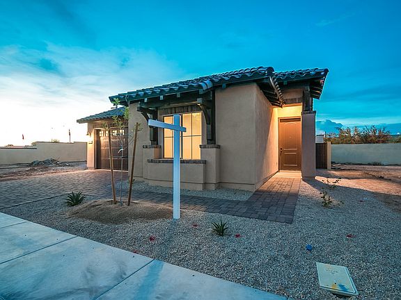 3rd image of 1156 N ESTRADA Street