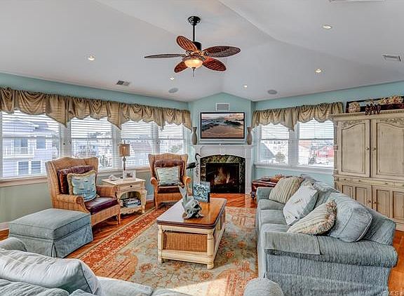 4th image of 13413 Garden Ct