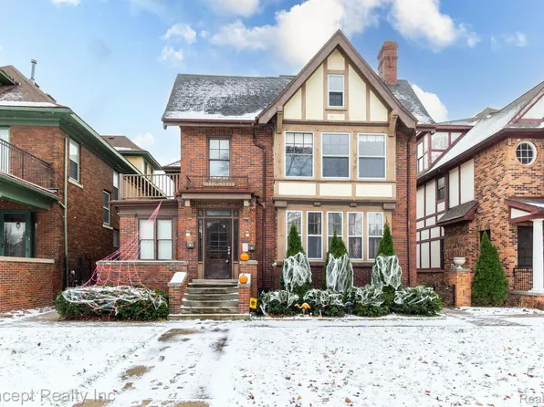 440 E Ferry St #2, Detroit, MI 48202