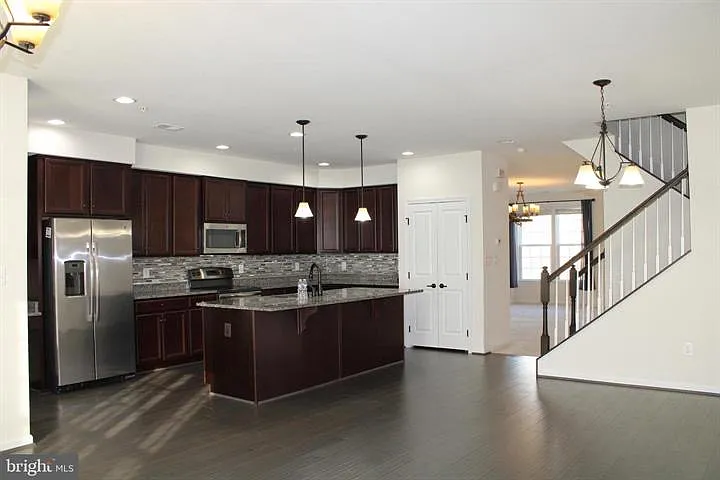 5221 Sable Ct #307B — Photo 9