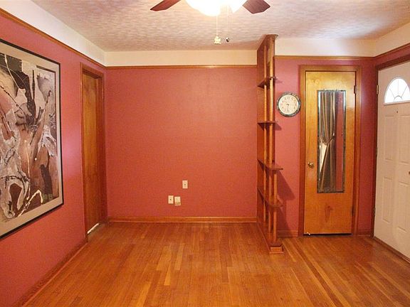 4th image of this home
