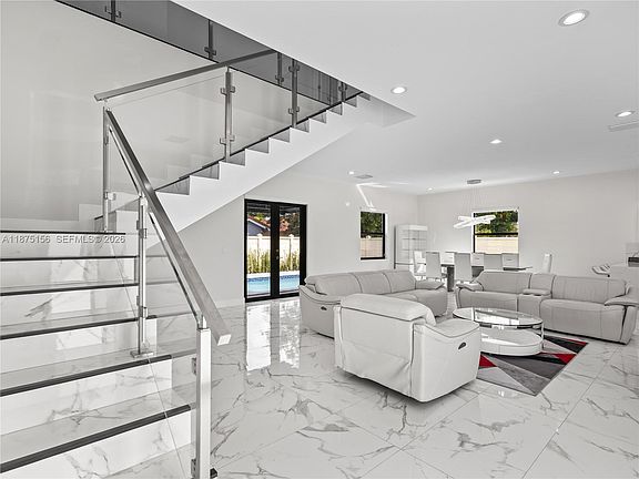 3rd image of 13331 SW 41st St