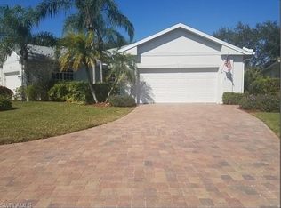591 Crossfield Cir, Naples, FL 34104