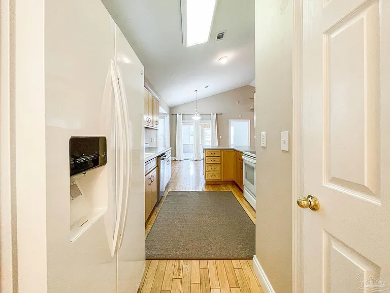 724 Ladner Dr — Photo 43