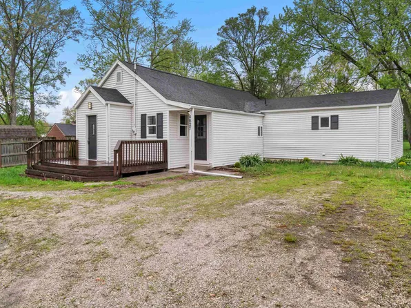 4827 Charlotte Ave, Fort Wayne, IN 46815