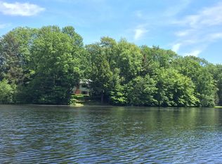 29 Parry Rd, Moscow, PA 18444