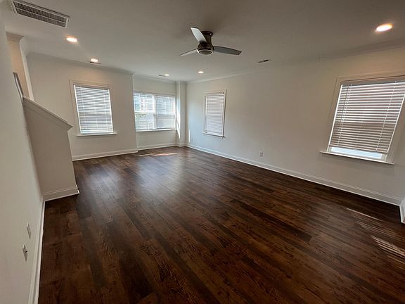 4th image of 5017 Belmont Crossing Dr