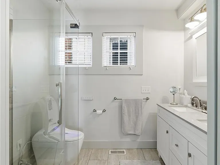 75 Mary St — Photo 13