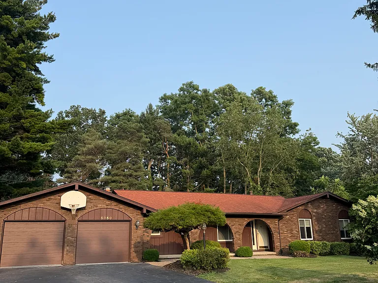5050 Winewood Ln — Photo 6