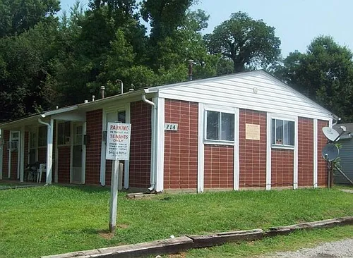 120 Epps St Photo 1