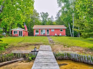 610 W Gulliver Lake Rd, Gulliver, MI 49840