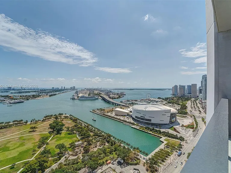 1000 Biscayne Blvd #3202 — Photo 10