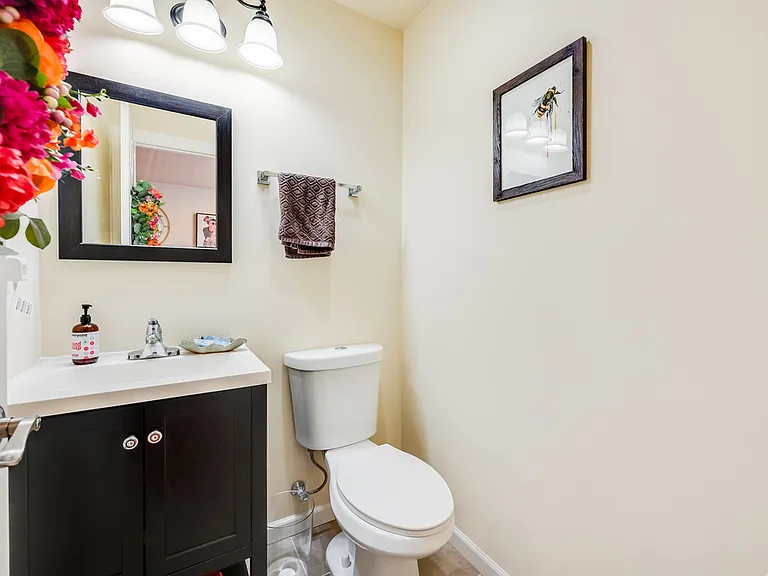 5728 Roosevelt Way NE — Photo 24