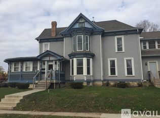 720 Main St #2, Cedar Falls, IA 50613