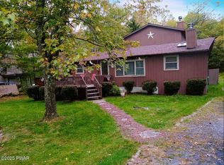 229 Lake Dr, Dingmans Ferry, PA 18328