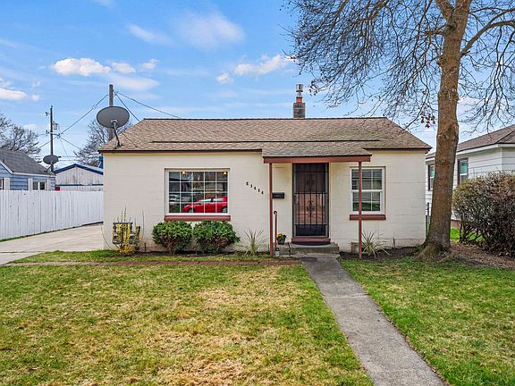 3rd image of 1414 E Everett Ave
