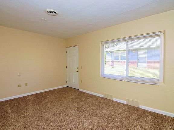 3rd image of 3719 Kirkup Ave #1