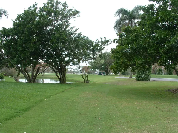 5700 Escondida Blvd S APT 506, Saint Petersburg, FL 33715
